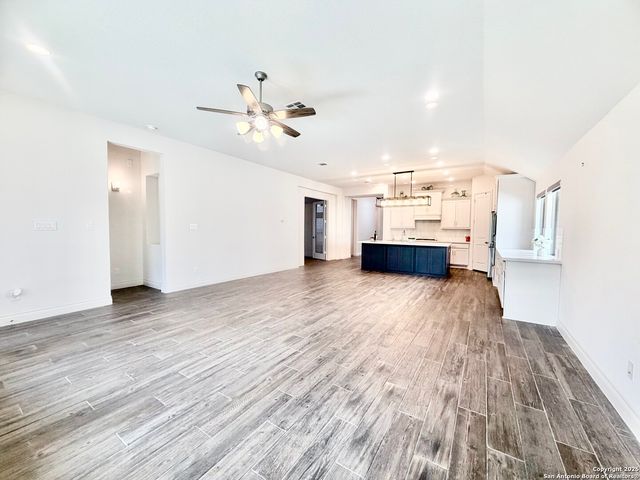 1470 Pitcher Bend, San Antonio, TX 78253