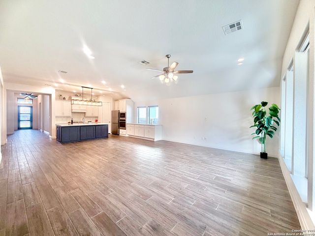 1470 Pitcher Bend, San Antonio, TX 78253