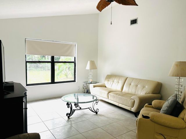 17971 Mellen Lane, Jupiter, FL 33478