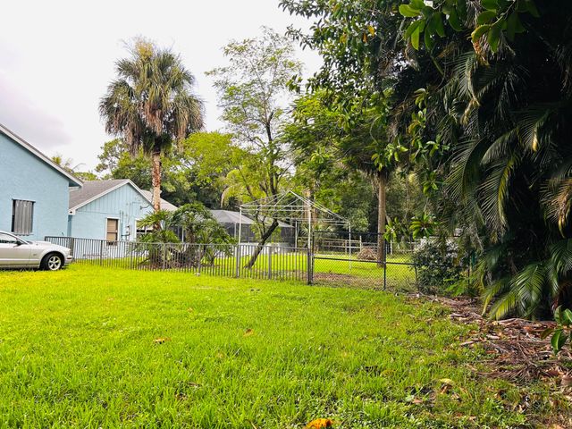17971 Mellen Lane, Jupiter, FL 33478