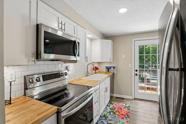 6673 Fernshire Court, Mason, OH 45040