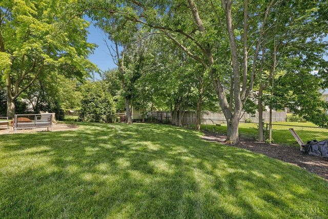 6673 Fernshire Court, Mason, OH 45040