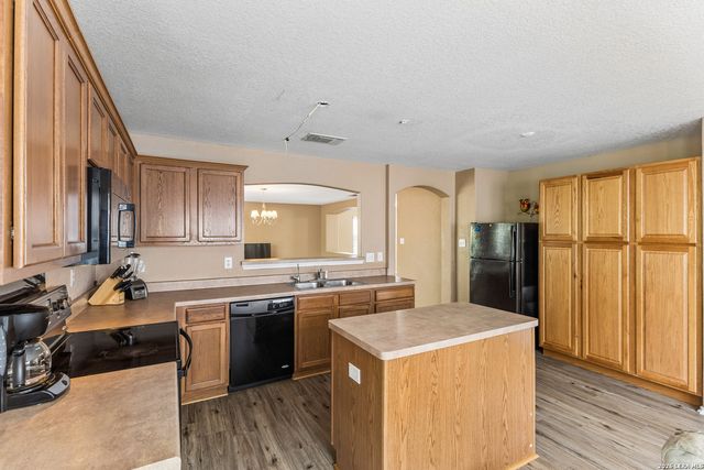 7938 Mainland Woods, San Antonio, TX 78250