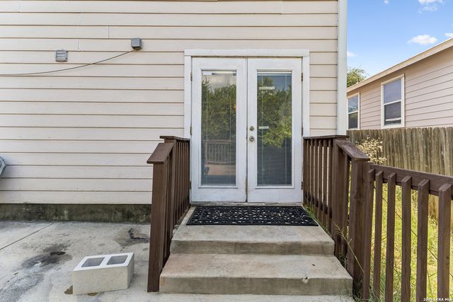 7938 Mainland Woods, San Antonio, TX 78250