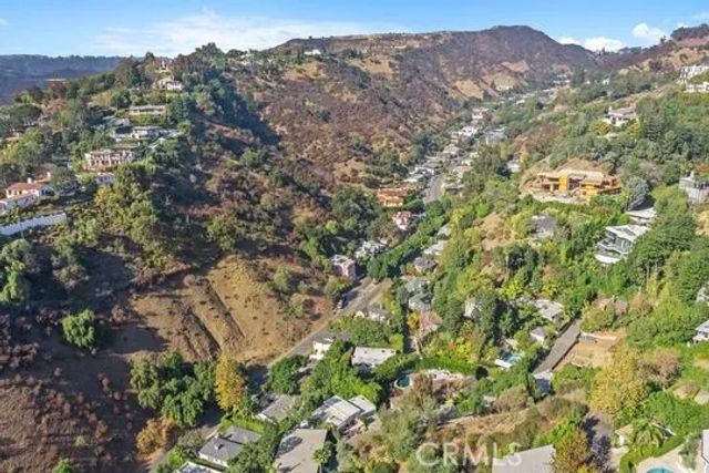 1417 Claridge, Beverly Hills, CA 90210