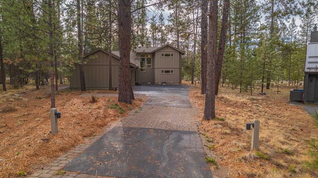 57655 Aspen Lane 2, Sunriver, OR 97707