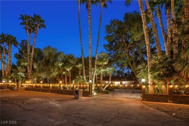 3635 Tobias Lane, Las Vegas, NV 89120