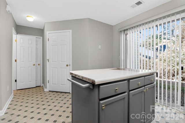 1823 Birch Heights Court, Charlotte, NC 28213