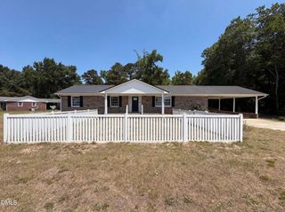5416 Shipman Road, Hope Mills, NC 28348