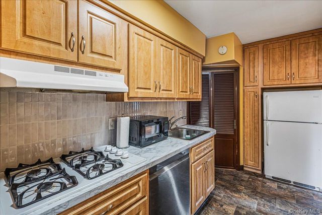 169-01 22nd Avenue, Whitestone, NY 11357