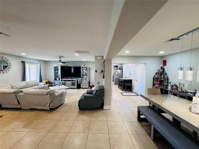 141 SW 48TH TERRACE, Cape Coral, FL 33914