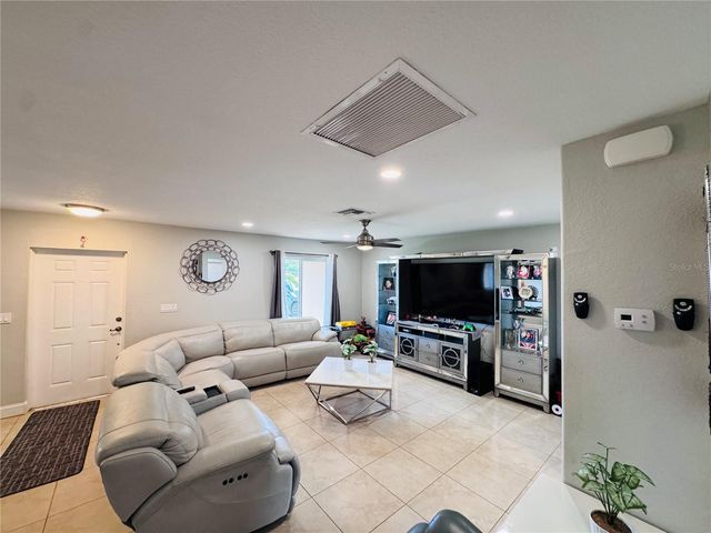 141 SW 48TH TERRACE, Cape Coral, FL 33914