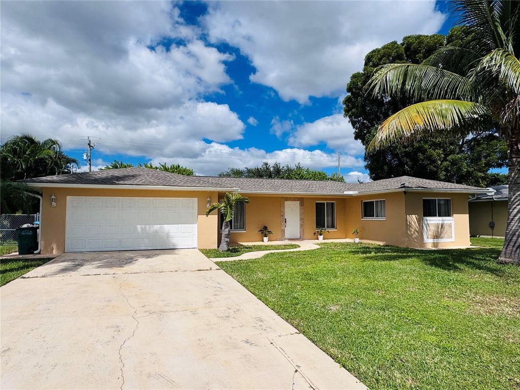 141 SW 48TH TERRACE, Cape Coral, FL 33914