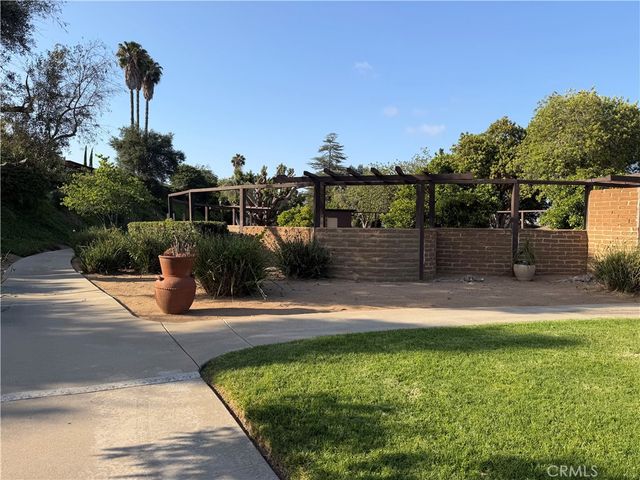 3252 Via Altamira, Fallbrook, CA 92028
