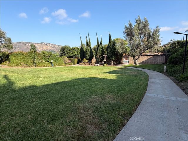 3252 Via Altamira, Fallbrook, CA 92028