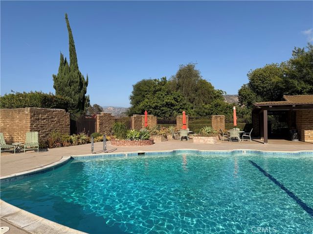 3252 Via Altamira, Fallbrook, CA 92028
