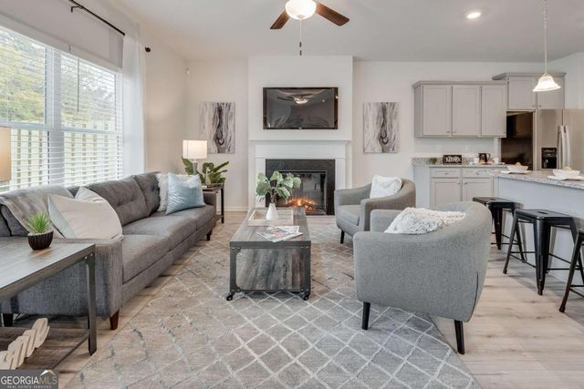 1711 Hillview Lane, Lithonia, GA 30058