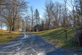 91 Scheller Park Road, New Baltimore, NY 12124