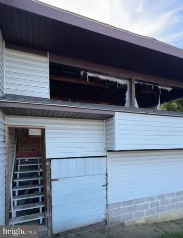 838 W PINE ST, Coal Township, PA 17866