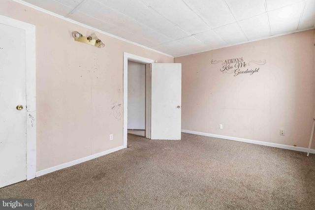 838 W PINE ST, Coal Township, PA 17866