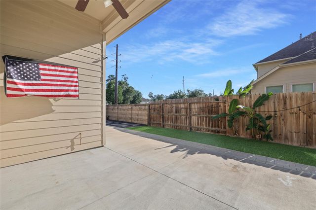 30703 Eastridge Drive, Spring, TX 77386