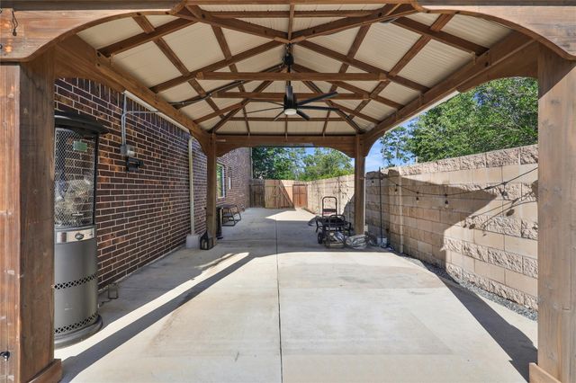 30703 Eastridge Drive, Spring, TX 77386