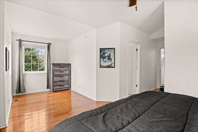 6131 Canterbury Lane, Hoffman Estates, IL 60192