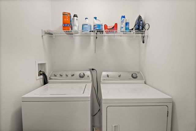 6131 Canterbury Lane, Hoffman Estates, IL 60192