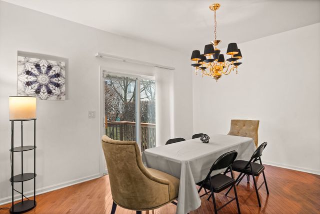 6131 Canterbury Lane, Hoffman Estates, IL 60192