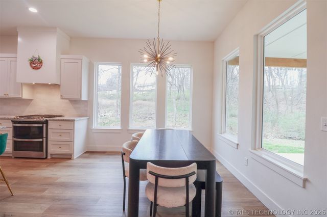 1000 S Moccasin Place, Sapulpa, OK 74066