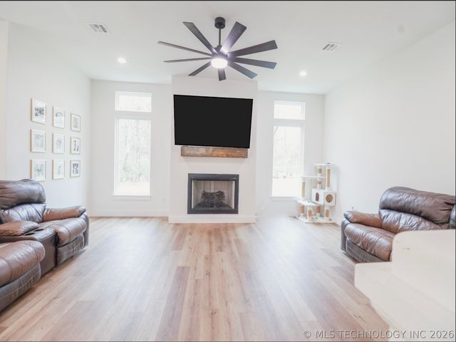 1000 S Moccasin Place, Sapulpa, OK 74066