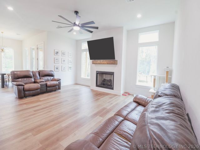 1000 S Moccasin Place, Sapulpa, OK 74066