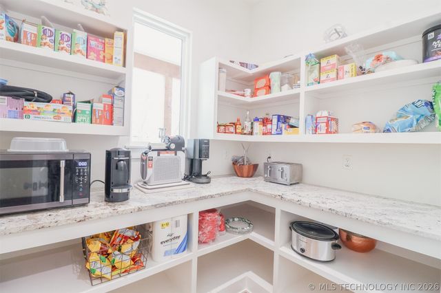 1000 S Moccasin Place, Sapulpa, OK 74066