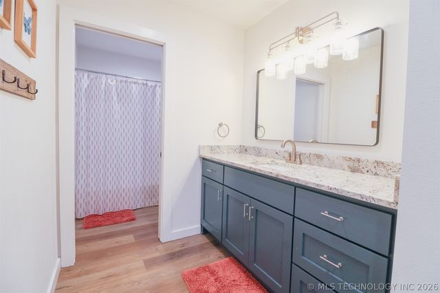 1000 S Moccasin Place, Sapulpa, OK 74066