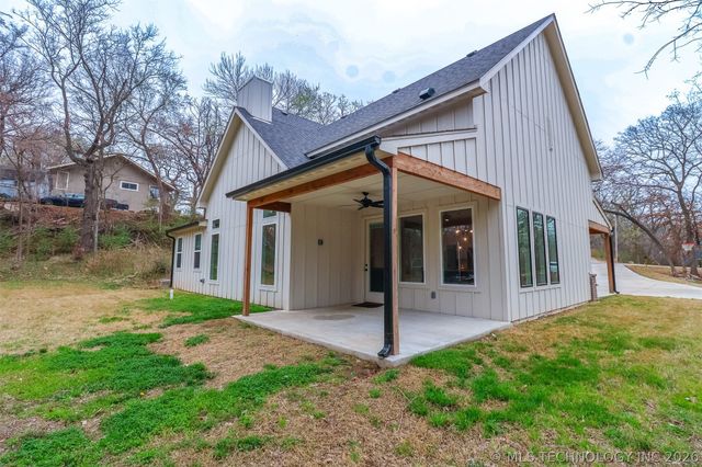 1000 S Moccasin Place, Sapulpa, OK 74066