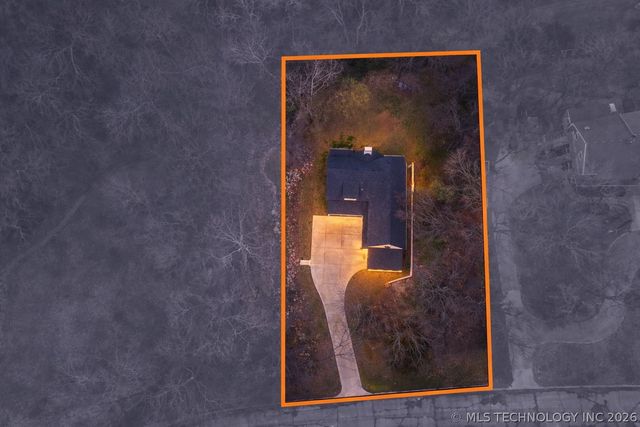 1000 S Moccasin Place, Sapulpa, OK 74066