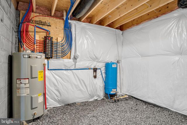 158 SHERBY LN, Shermans Dale, PA 17090