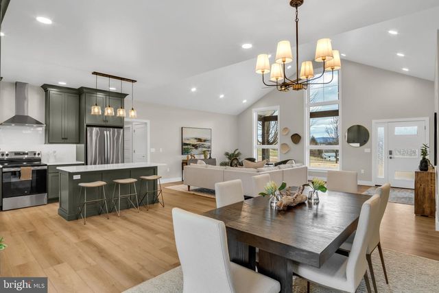 158 SHERBY LN, Shermans Dale, PA 17090