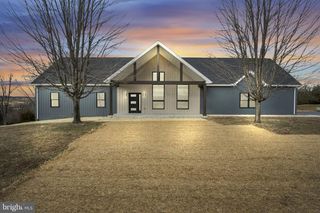 158 SHERBY LN, Shermans Dale, PA 17090