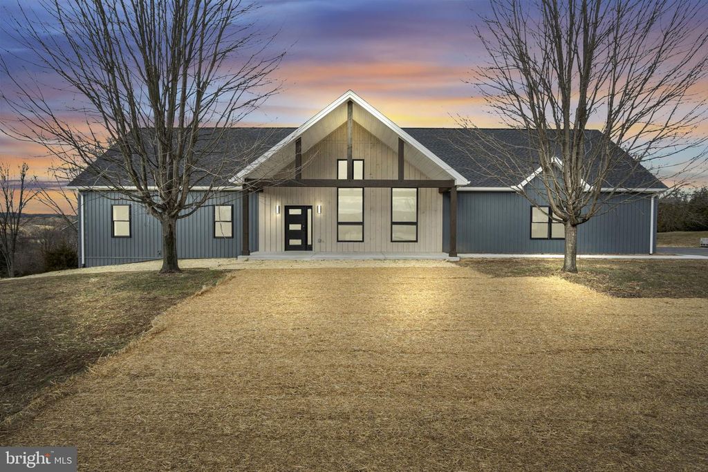 158 SHERBY LN, Shermans Dale, PA 17090