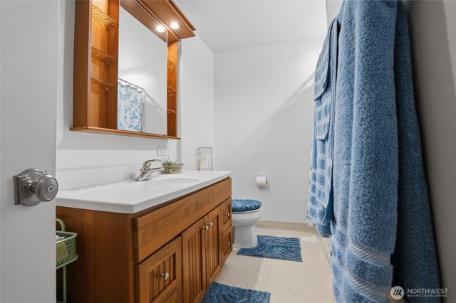 3202 Crystal Springs Road W, University Place, WA 98466
