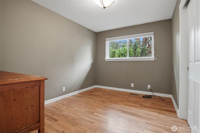 3202 Crystal Springs Road W, University Place, WA 98466