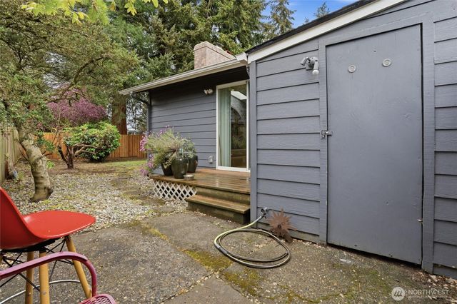 3202 Crystal Springs Road W, University Place, WA 98466