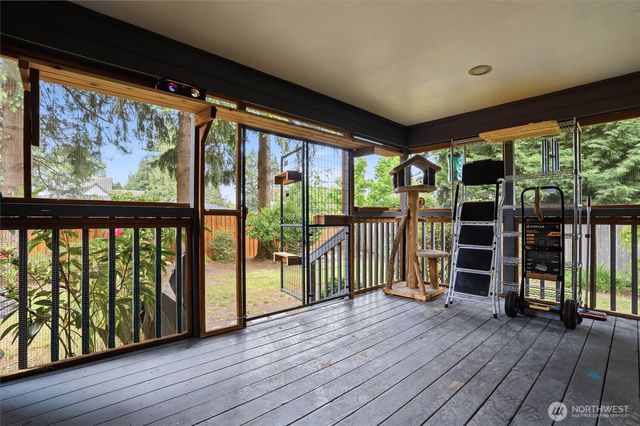 3202 Crystal Springs Road W, University Place, WA 98466