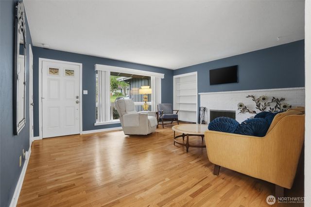 3202 Crystal Springs Road W, University Place, WA 98466