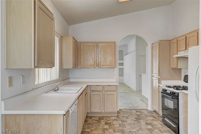 859 Single Tree Drive, Las Vegas, NV 89123