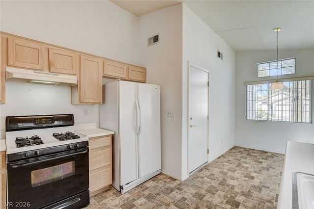 859 Single Tree Drive, Las Vegas, NV 89123