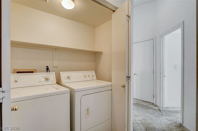 859 Single Tree Drive, Las Vegas, NV 89123