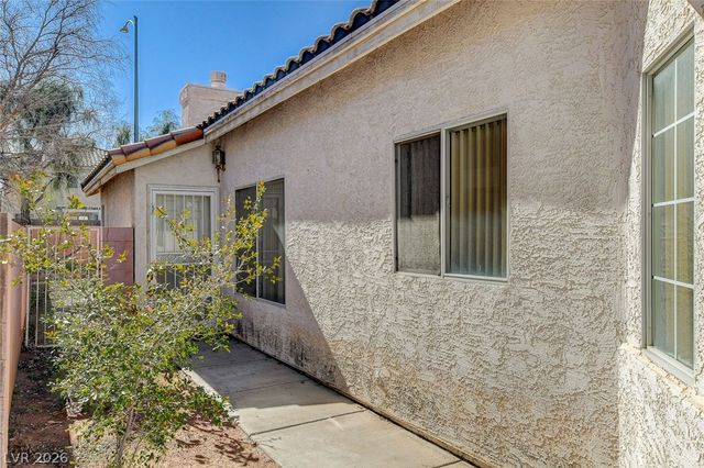 859 Single Tree Drive, Las Vegas, NV 89123