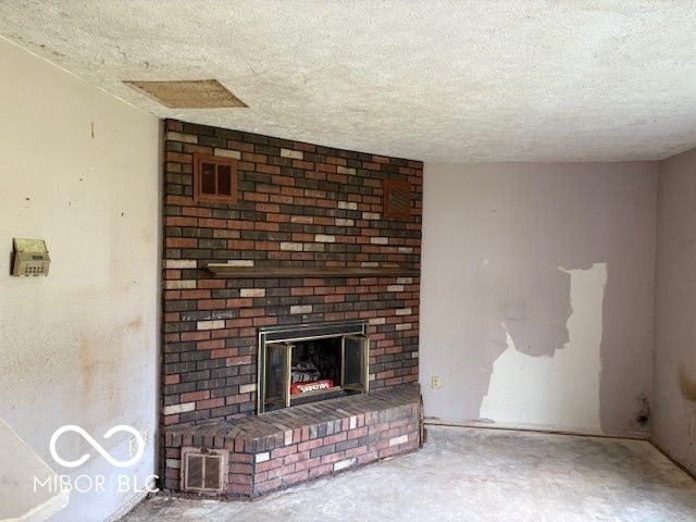 7467 Woodshire Place, Indianapolis, IN 46217